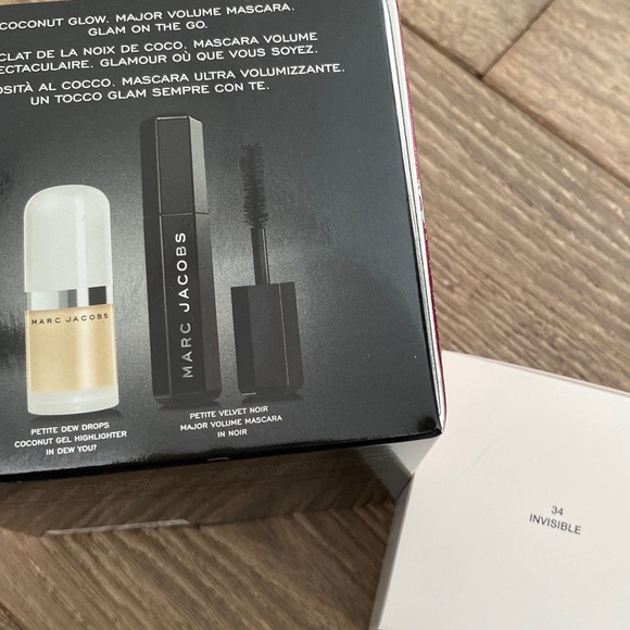 Marc Jacobs beauty- highlighter/mascara set & setting powder - Picture 2 of 2